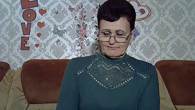 PaulaGolden online show from April 19, 7:38 pm