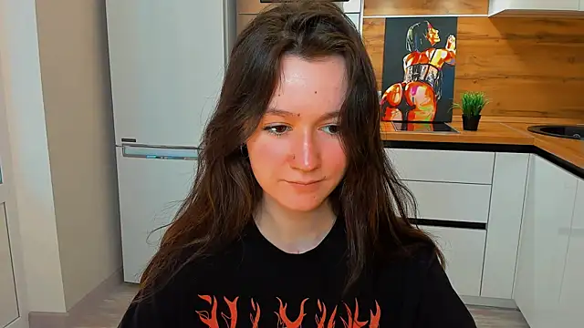 Snapshot of ameli_moon chatting on February 2, 9:51 am ameli moon online show from February 2, 9:51 am