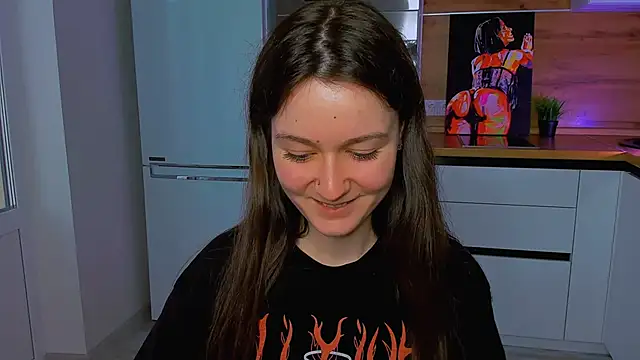 Snapshot of ameli_moon chatting on February 22, 1:46 pm ameli moon online show from February 22, 1:46 pm