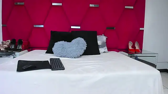 AmiraDulcee online show from September 23, 2:20 pm