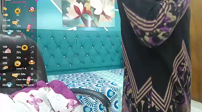 sabrina dupont online show from February 26, 6:54 pm