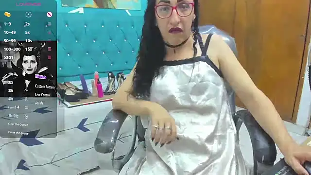 sabrina dupont online show from October 25, 12:56 pm