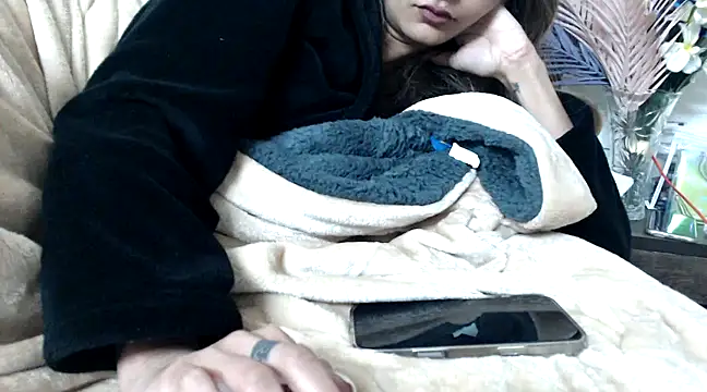 trippy tina online show from December 14, 8:45 am