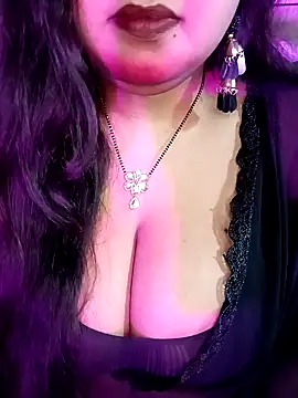 Suhanakhan00 online show from February 15, 7:38 am