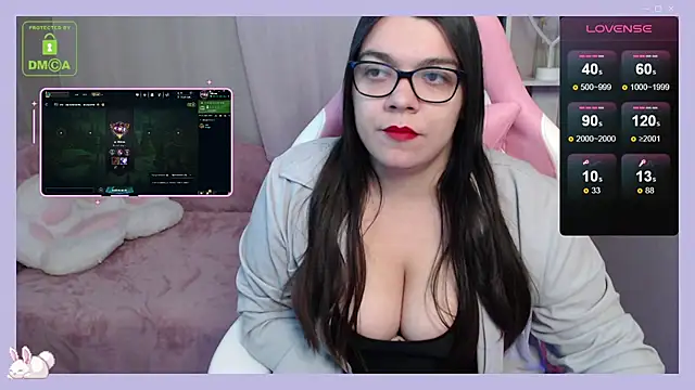 Snapshot of dream_swan chatting on February 6, 11:32 am dream swan online show from February 6, 11:32 am