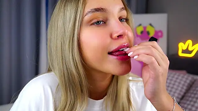 AftonConnett online show from November 5, 1:05 am