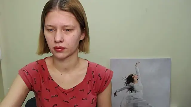 StellaCRL online show from December 4, 7:06 am