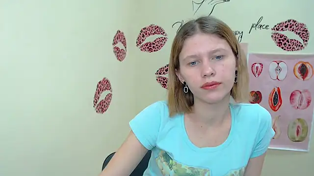 StellaCRL online show from February 15, 10:33 am