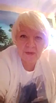 Snapshot of Laura_Millf chatting on December 29, 6:49 pm Laura Millf online show from December 29, 6:49 pm