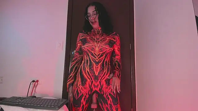 Lizzie-Evans online show from October 2, 12:12 pm