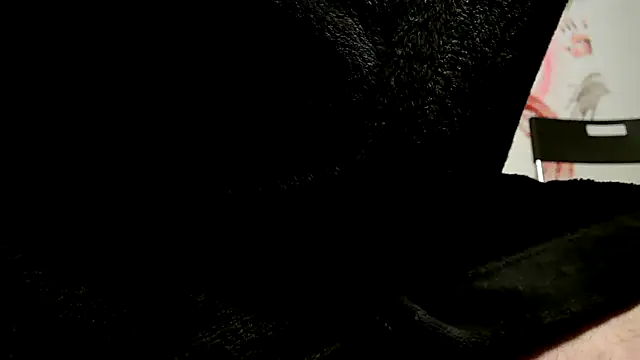 Snapshot of dani4334 chatting on March 4, 5:11 am dani4334 online show from March 4, 5:11 am