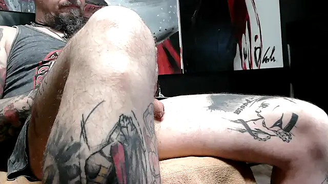 Snapshot of dani4334 chatting on March 17, 1:08 pm dani4334 online show from March 17, 1:08 pm