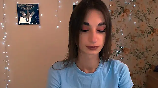 Snapshot of Asia_N_ chatting on October 28, 4:27 am Asia N online show from October 28, 4:27 am