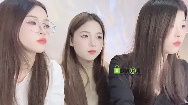 MM YY SS online show from December 17, 9:05 pm