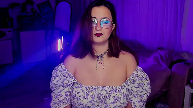 Snapshot of annallurings chatting on December 5, 7:10 pm annallurings online show from December 5, 7:10 pm