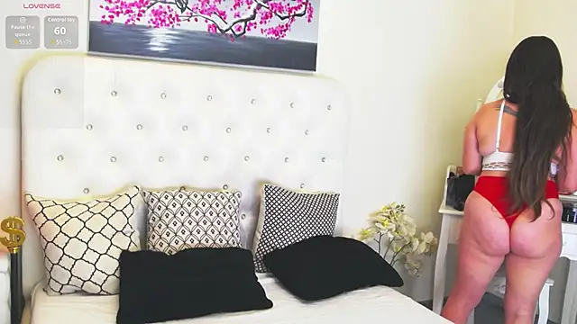 Snapshot of Ysabell01 chatting on November 17, 5:24 am Ysabell01 online show from November 17, 5:24 am