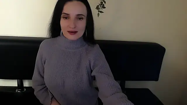 LaimaV  online show from April 8, 6:30 pm