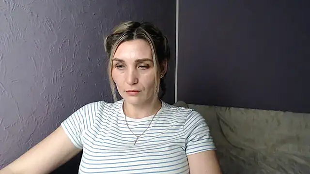  sexy lady online show from February 18, 6:37 pm