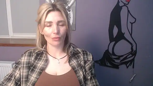  sexy lady online show from April 7, 12:38 pm