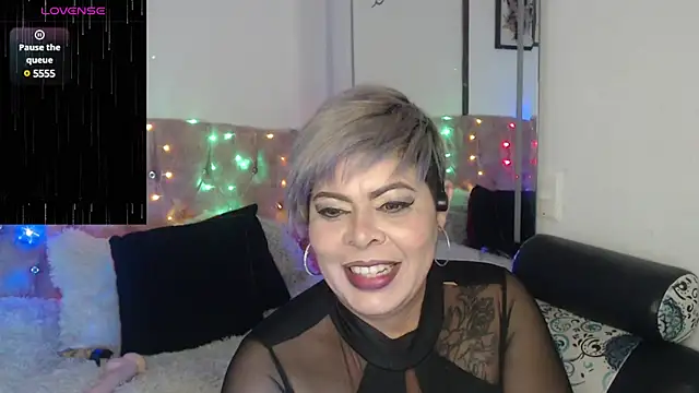 Snapshot of Grecia_Horny chatting on January 12, 10:23 am Grecia Horny online show from January 12, 10:23 am