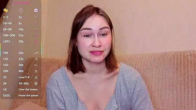 sleeeep y online show from April 11, 6:34 pm