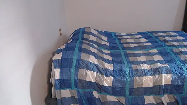 Snapshot of fitnessboy177_ chatting on March 7, 12:37 am fitnessboy177  online show from March 7, 12:37 am