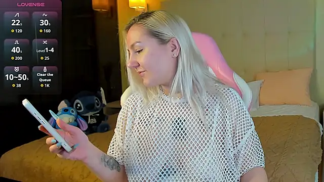 Debbie Taylor online show from February 11, 5:18 pm