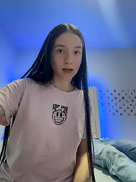 Snapshot of lunitayliam chatting on September 26, 11:09 pm lunitayliam online show from September 26, 11:09 pm