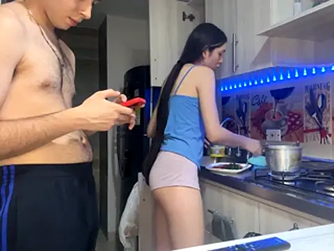 Snapshot of lunitayliam chatting on October 31, 1:17 am lunitayliam online show from October 31, 1:17 am