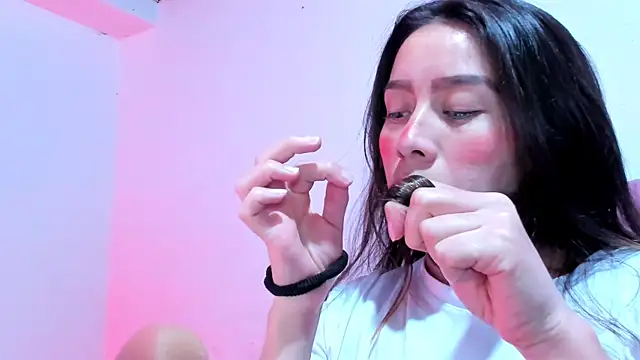 teffy lee online show from December 29, 11:39 pm