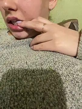 69Laura696 online show from February 27, 9:58 pm