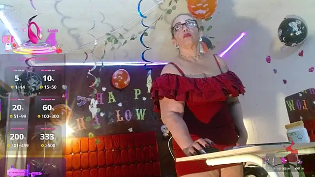 Snapshot of PervertedMature chatting on October 15, 2:55 am PervertedMature online show from October 15, 2:55 am