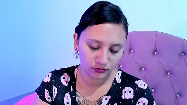 Mila nixon02 online show from December 2, 3:36 pm