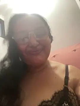 Gia Nahomi online show from March 15, 2:14 am