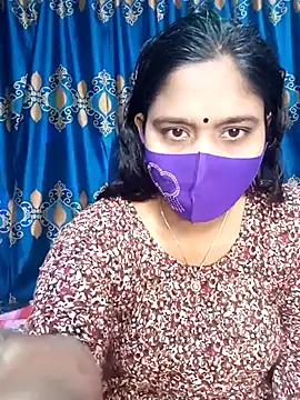 Snapshot of Hot_Maleka chatting on February 25, 1:52 am Hot Maleka online show from February 25, 1:52 am