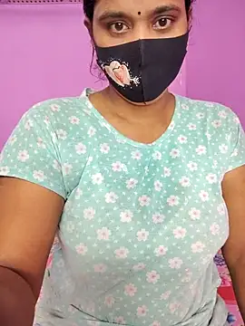 Snapshot of Hot_Maleka chatting on October 3, 1:13 am Hot Maleka online show from October 3, 1:13 am