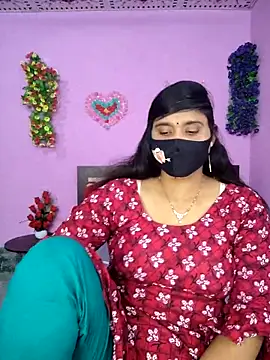 Snapshot of Hot_Maleka chatting on November 8, 3:56 pm Hot Maleka online show from November 8, 3:56 pm