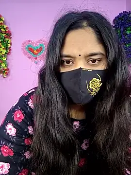 Snapshot of Hot_Maleka chatting on December 15, 1:21 am Hot Maleka online show from December 15, 1:21 am