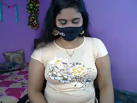 Hot Maleka online show from February 12, 4:35 pm