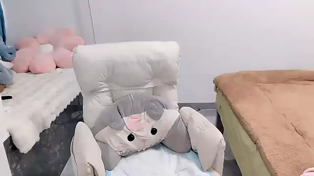 Snapshot of Ailisha66 chatting on February 23, 3:45 am Ailisha66 online show from February 23, 3:45 am