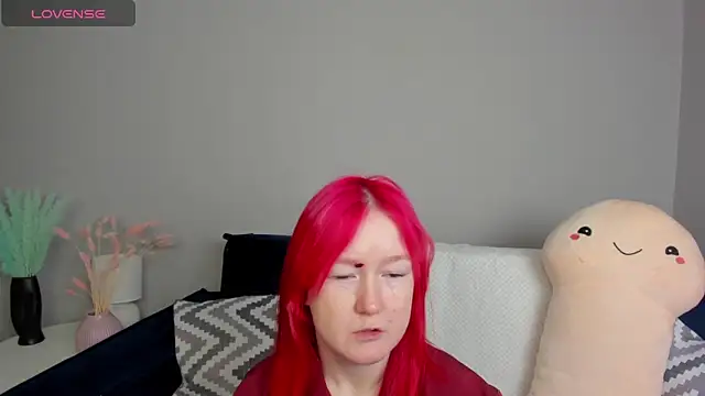 Snapshot of Sara_Robinson chatting on December 14, 2:56 am Sara Robinson online show from December 14, 2:56 am