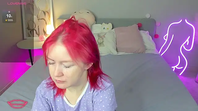 Snapshot of Sara_Robinson chatting on December 19, 3:07 am Sara Robinson online show from December 19, 3:07 am