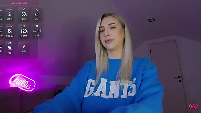 KhloeK online show from March 31, 4:35 am