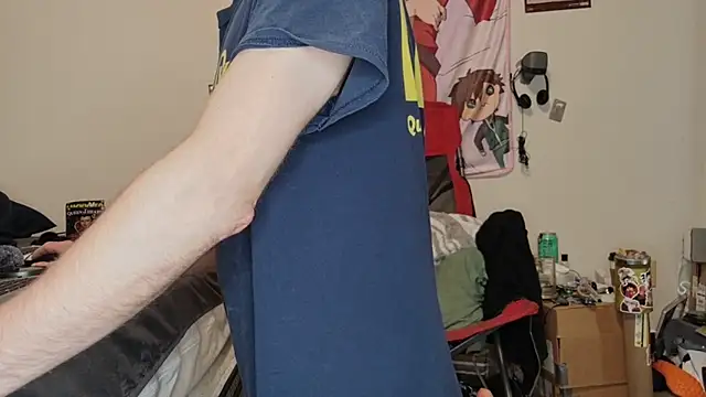 Snapshot of SlammyDjr chatting on December 17, 9:32 pm SlammyDjr online show from December 17, 9:32 pm