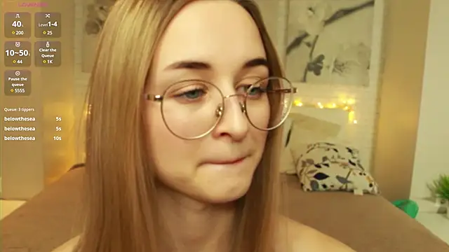 Tiffanyhunt online show from February 25, 10:37 am