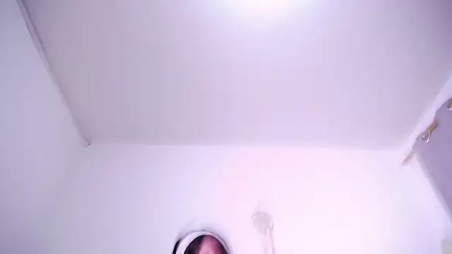 Snapshot of Vicky_Love_ chatting on February 21, 1:55 pm Vicky Love  online show from February 21, 1:55 pm