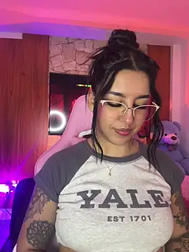 Tamara Roberts1 online show from March 7, 3:14 am