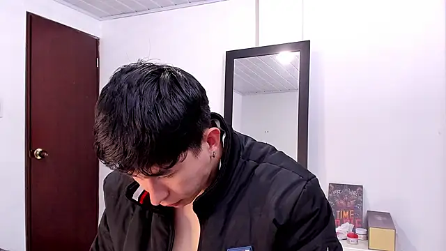 Snapshot of setsuna10 chatting on January 26, 12:48 am setsuna10 online show from January 26, 12:48 am