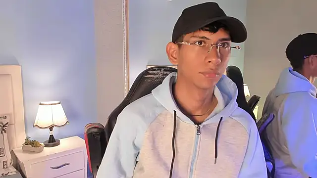 Snapshot of Nick_Collins18 chatting on October 21, 7:14 pm Nick Collins18 online show from October 21, 7:14 pm