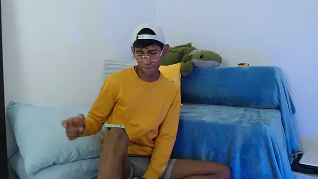 Snapshot of Nick_Collins18 chatting on October 30, 8:20 pm Nick Collins18 online show from October 30, 8:20 pm